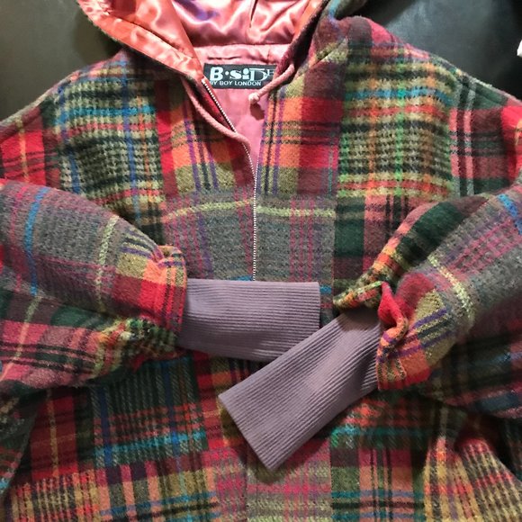 Vintage Child  hooded Plaid Cape - Bside by Boy London - Picture 1 of 10